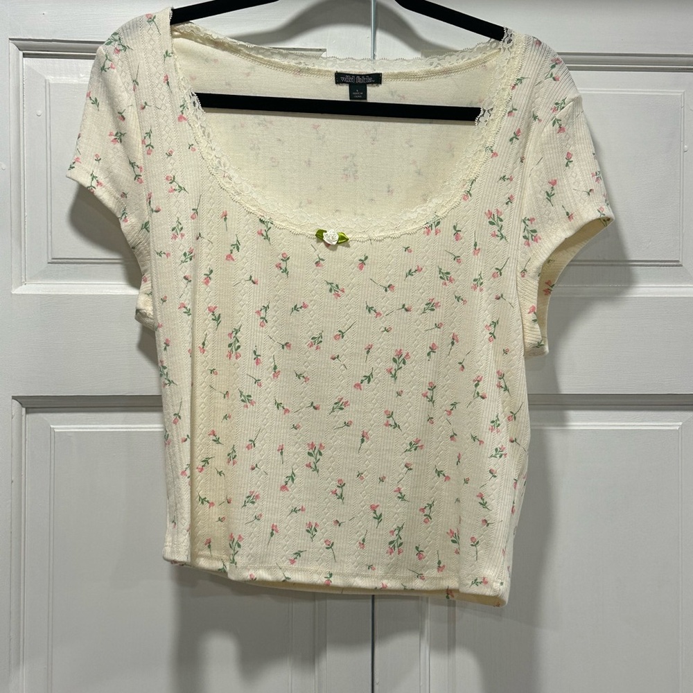 Wild Fable Cream Floral Crop Top